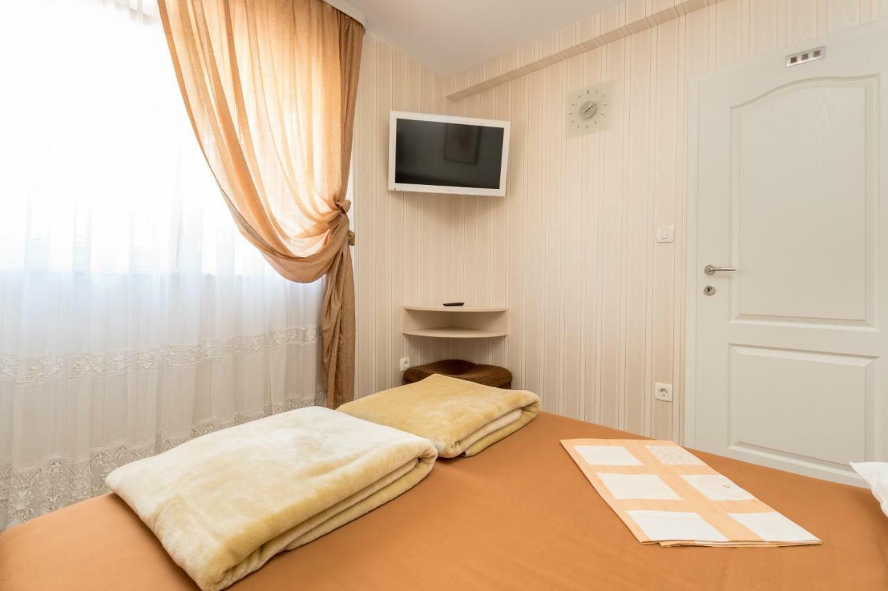 Apartments Ivan Kaštela Екстериор снимка