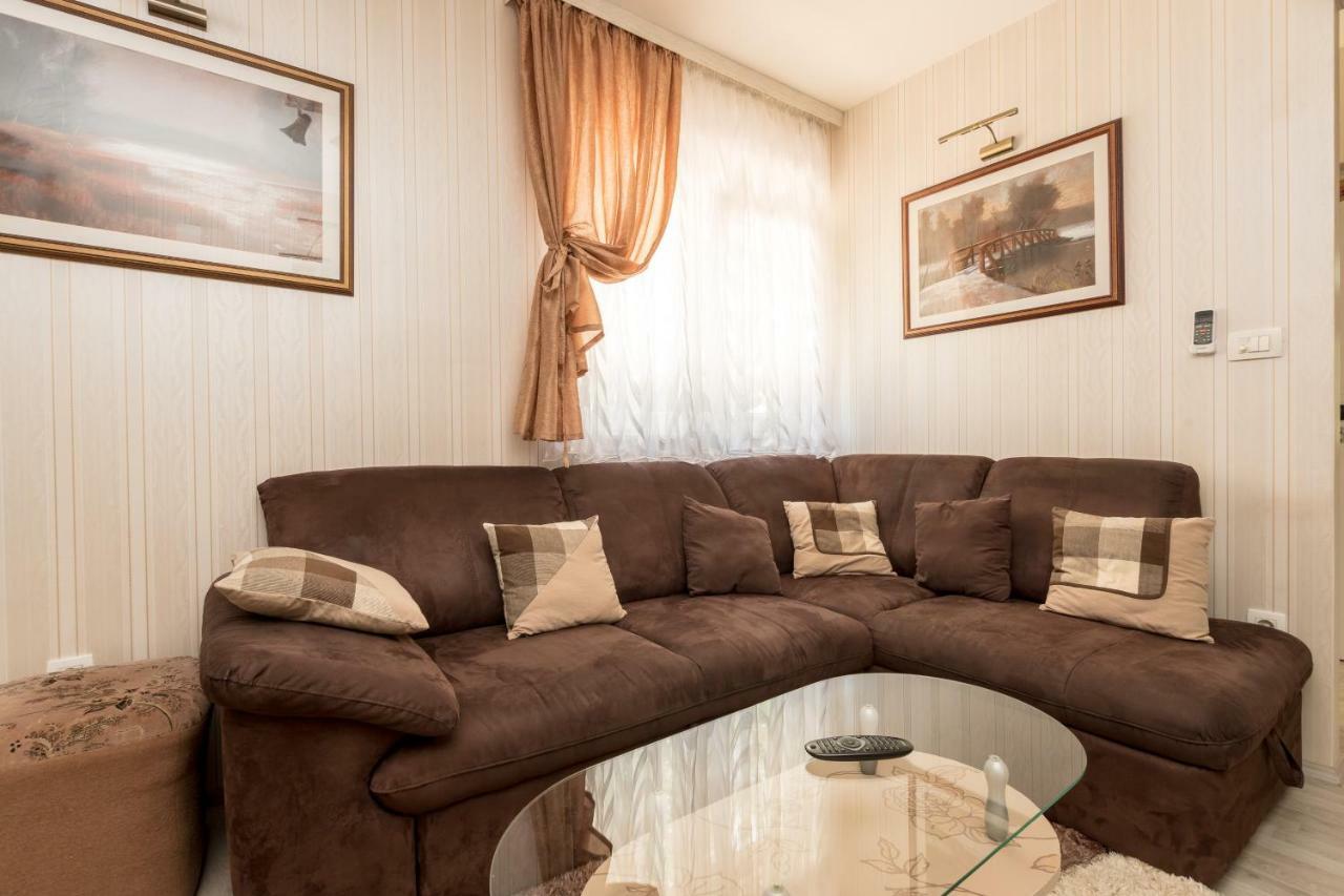 Apartments Ivan Kaštela Екстериор снимка